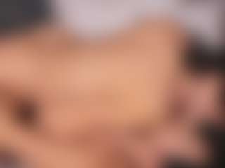 Emperatriz y Linsey's Live Sex Cam Show