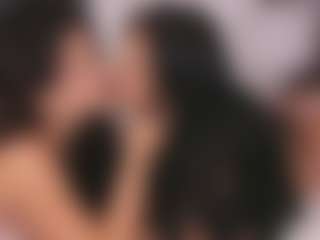 Emperatriz y Linsey's Live Sex Cam Show