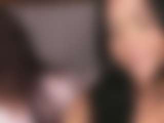 Emperatriz y Linsey's Live Sex Cam Show