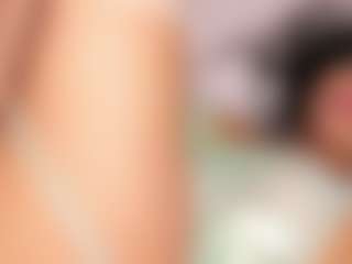 Emperatriz y Linsey's Live Sex Cam Show