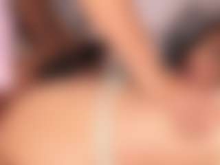 Emperatriz y Linsey's Live Sex Cam Show