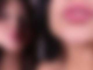 Emperatriz y Linsey's Live Sex Cam Show