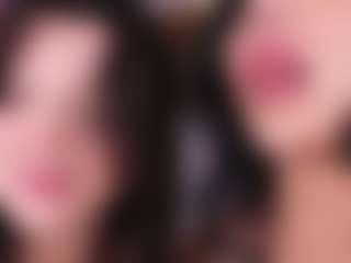 Emperatriz y Linsey's Live Sex Cam Show