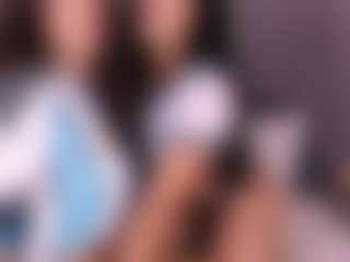 Emperatriz y Linsey's Live Sex Cam Show
