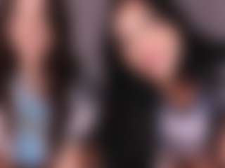 Emperatriz y Linsey's Live Sex Cam Show