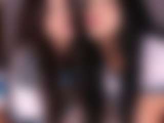 Emperatriz y Linsey's Live Sex Cam Show