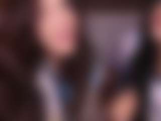 Emperatriz y Linsey's Live Sex Cam Show