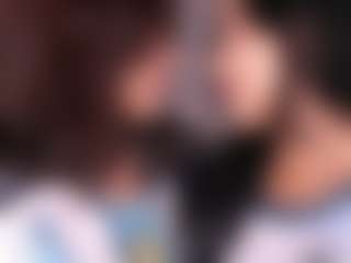 Emperatriz y Linsey's Live Sex Cam Show