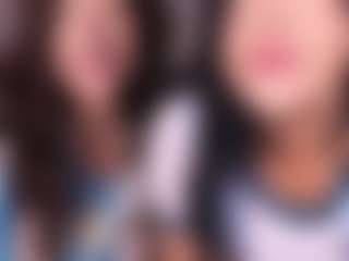 Emperatriz y Linsey's Live Sex Cam Show