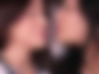 Emperatriz y Linsey's Live Sex Cam Show