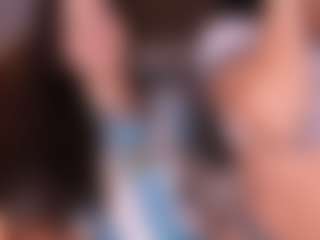 Emperatriz y Linsey's Live Sex Cam Show