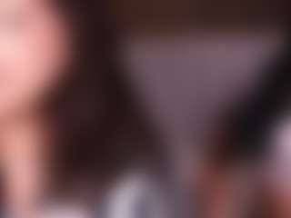 Emperatriz y Linsey's Live Sex Cam Show
