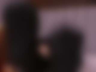 Emperatriz y Linsey's Live Sex Cam Show