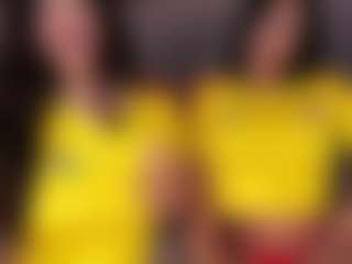 Emperatriz y Linsey's Live Sex Cam Show
