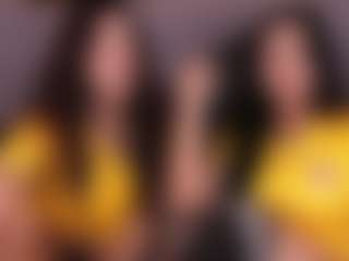 Emperatriz y Linsey's Live Sex Cam Show