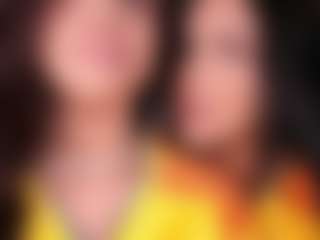 Emperatriz y Linsey's Live Sex Cam Show