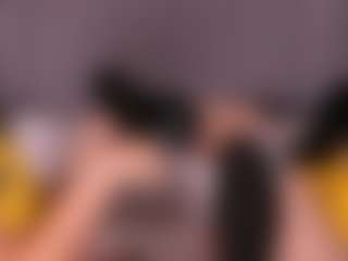 Emperatriz y Linsey's Live Sex Cam Show