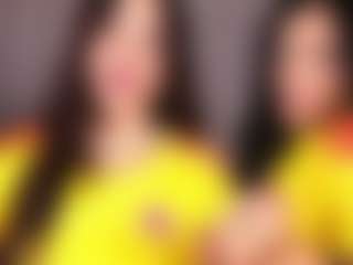 Emperatriz y Linsey's Live Sex Cam Show