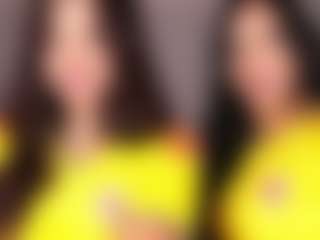 Emperatriz y Linsey's Live Sex Cam Show