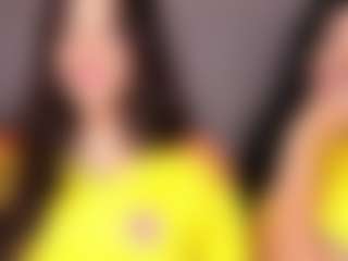 Emperatriz y Linsey's Live Sex Cam Show
