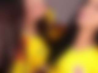 Emperatriz y Linsey's Live Sex Cam Show