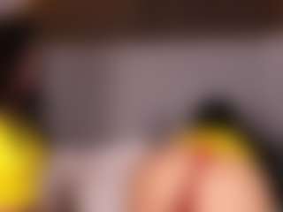 Emperatriz y Linsey's Live Sex Cam Show