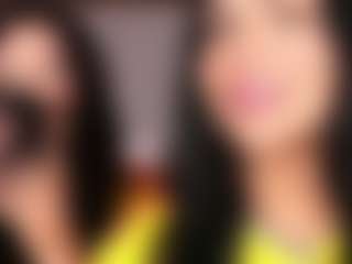 Emperatriz y Linsey's Live Sex Cam Show
