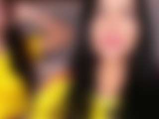Emperatriz y Linsey's Live Sex Cam Show