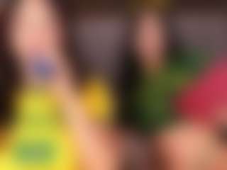 Emperatriz y Linsey's Live Sex Cam Show