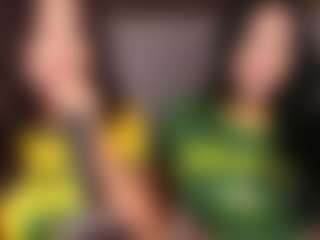 Emperatriz y Linsey's Live Sex Cam Show