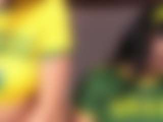 Emperatriz y Linsey's Live Sex Cam Show