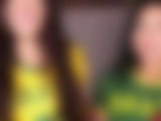 Emperatriz y Linsey's Live Sex Cam Show
