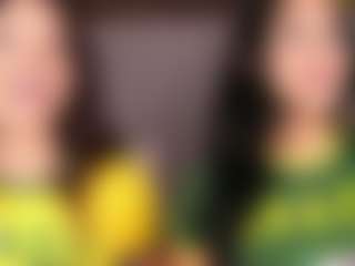 Emperatriz y Linsey's Live Sex Cam Show
