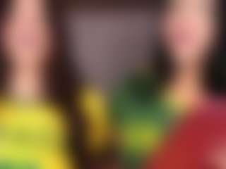 Emperatriz y Linsey's Live Sex Cam Show