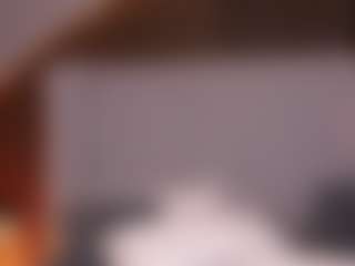 Emperatriz y Linsey's Live Sex Cam Show
