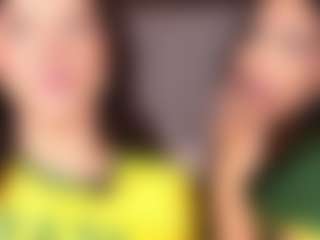 Emperatriz y Linsey's Live Sex Cam Show