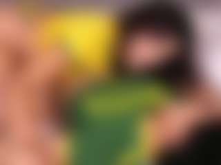 Emperatriz y Linsey's Live Sex Cam Show