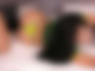 Emperatriz y Linsey's Live Sex Cam Show