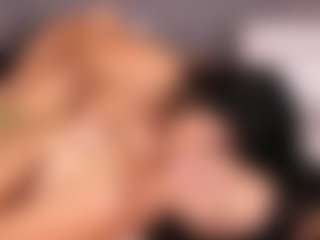 Emperatriz y Linsey's Live Sex Cam Show