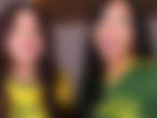 Emperatriz y Linsey's Live Sex Cam Show