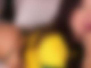 Emperatriz y Linsey's Live Sex Cam Show