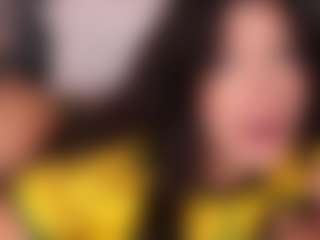 Emperatriz y Linsey's Live Sex Cam Show