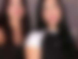 Emperatriz y Linsey's Live Sex Cam Show