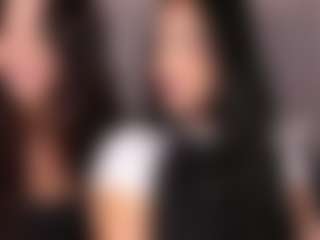 Emperatriz y Linsey's Live Sex Cam Show