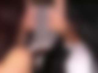Emperatriz y Linsey's Live Sex Cam Show