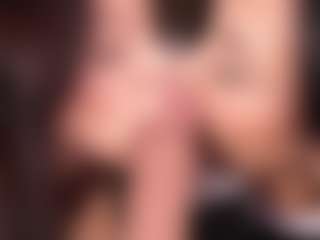 Emperatriz y Linsey's Live Sex Cam Show