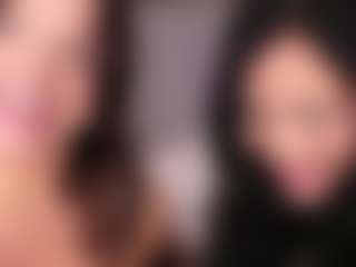Show di cam dal vivo di Emperatriz y Linsey