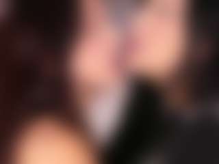 Emperatriz y Linsey's Live Sex Cam Show