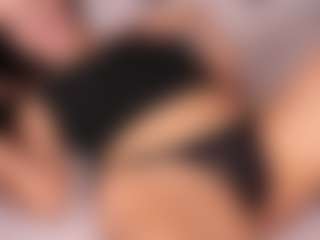 Emperatriz y Linsey's Live Sex Cam Show