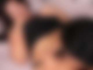 Emperatriz y Linsey's Live Sex Cam Show